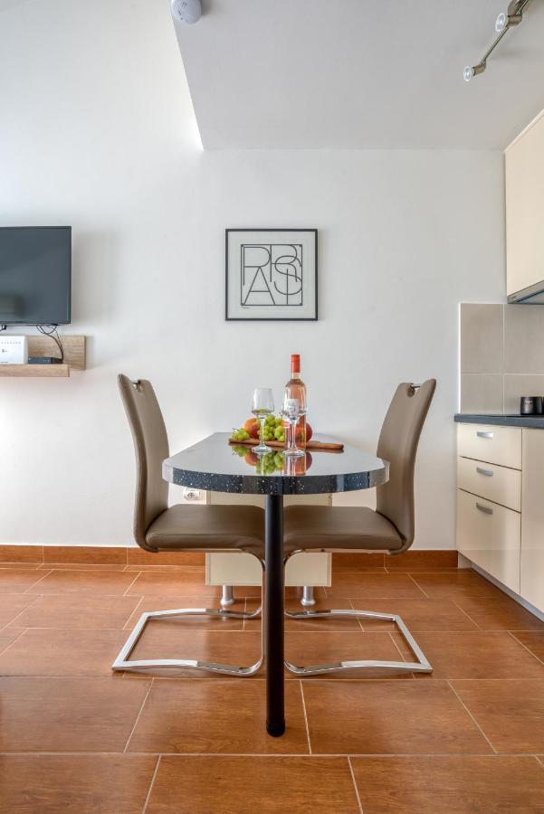 Apartment Elegant コトル エクステリア 写真